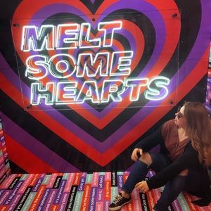 Meet your Posher, Elise